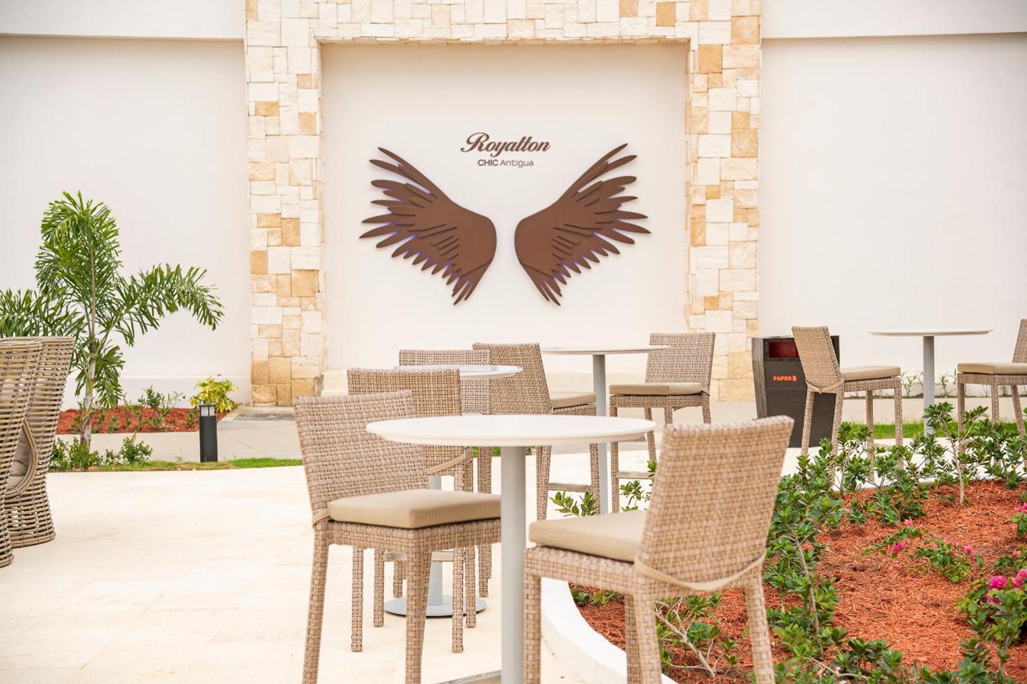 Royalton Chic Antigua, An Autograph Collection All-Inclusive Resort - Adults Only St. John's المظهر الخارجي الصورة